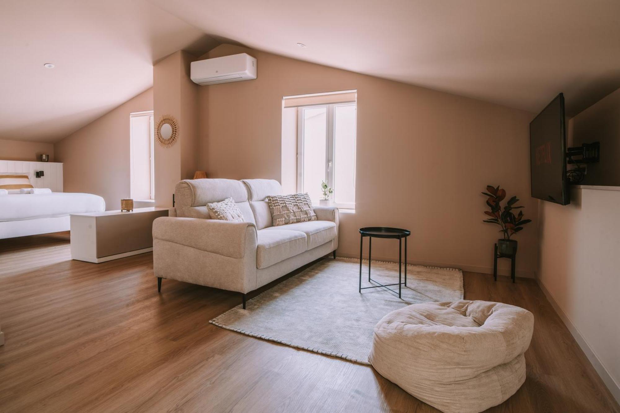 Appartamento Quietude-Loft Neuf-Clim & Parking Roquefort-la-Bédoule Esterno foto