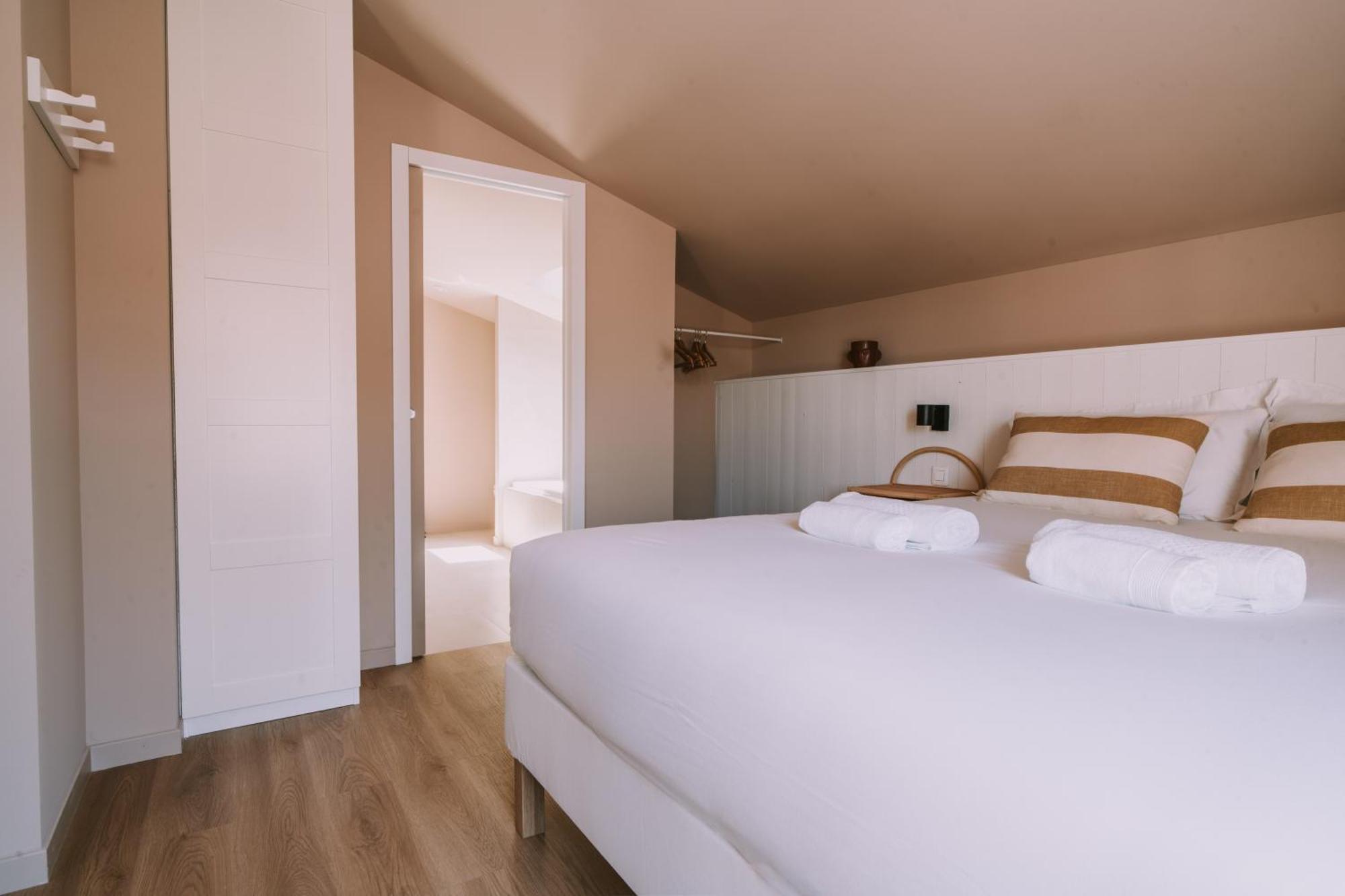 Appartamento Quietude-Loft Neuf-Clim & Parking Roquefort-la-Bédoule Esterno foto